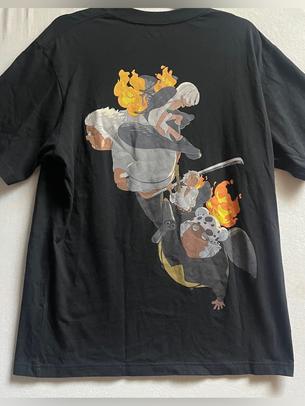 Uniqlo UT One Piece Anime Graphic Crewneck Tee Shirt M